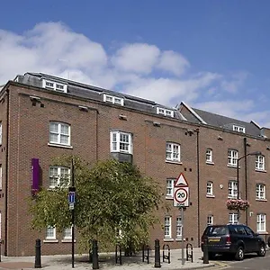 Hotel Premier Southwark, London